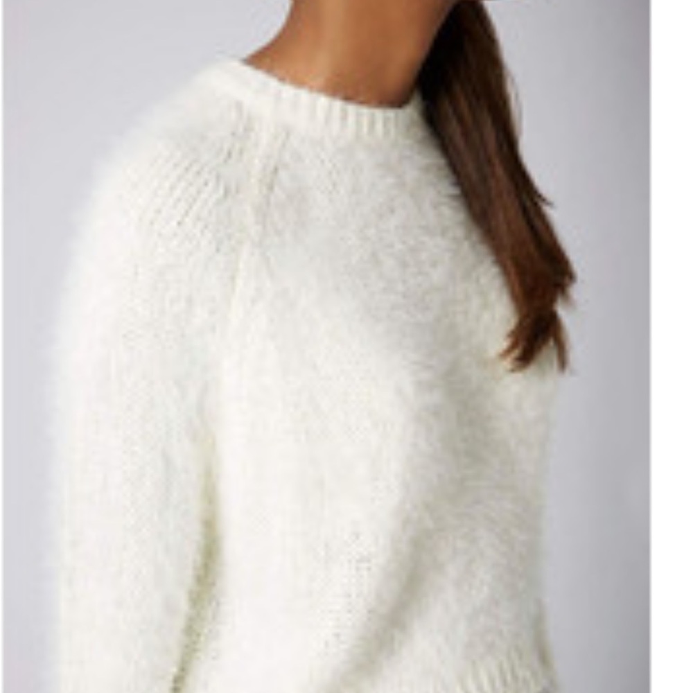 TopShop Knitted Fluffy Crop Jumper Sweater Sz 10 Women - Picture 2 of 10
